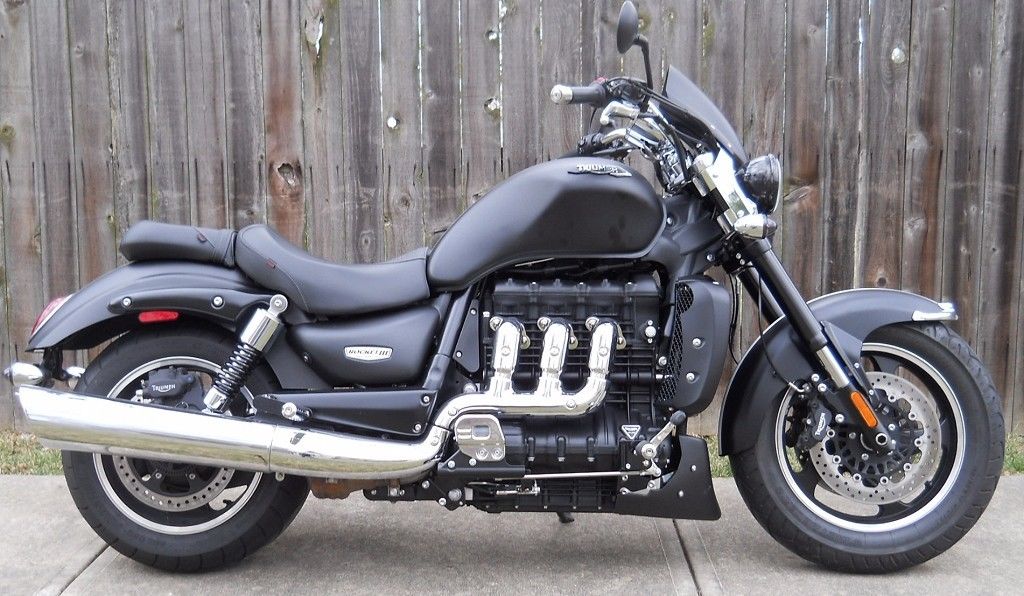 Triumph Rocket III Roadster Refined Cycle FC17 forward controls Tales